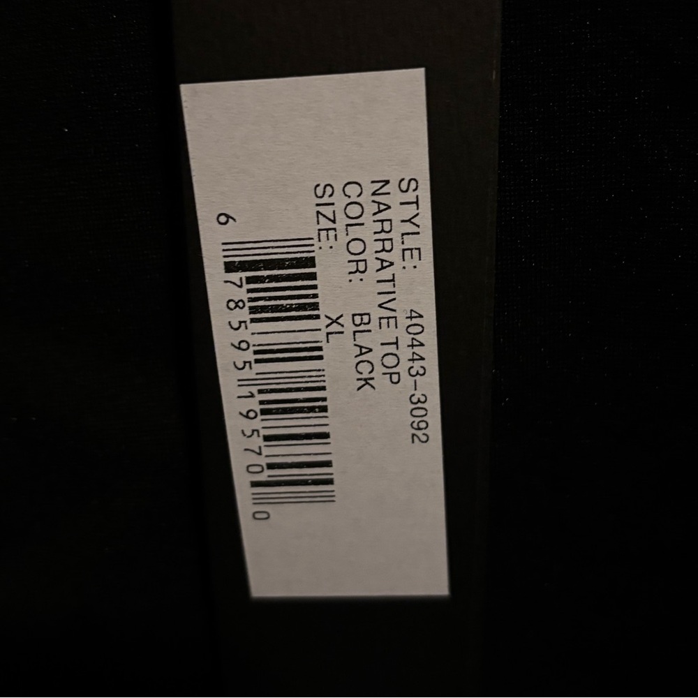 Stella Carakasi Narrative Top XL - Picture 3 of 3